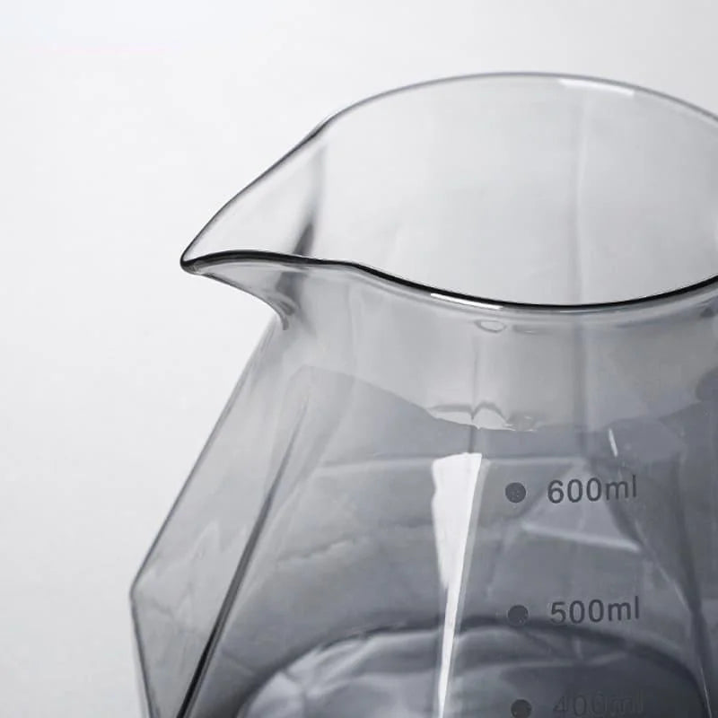 Borosilicate Glass Coffee Pot with Hario V60 Dripper for Perfect Brewing