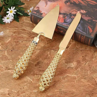 Elegant Gold Cake Spatula and Knife Duo