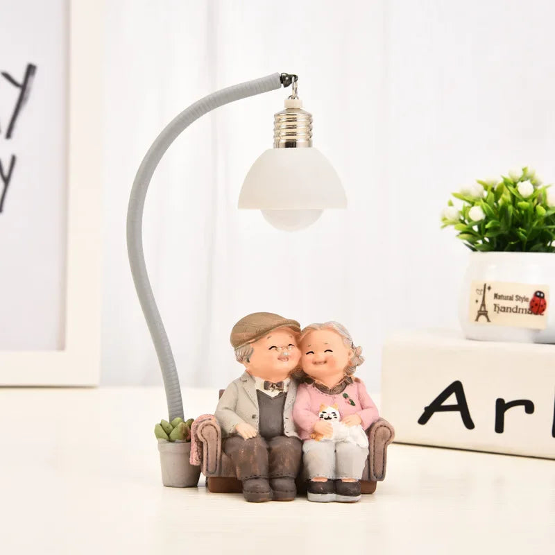 Elderly Couple Sculpture for Living Room and Office Decor - Monzzi