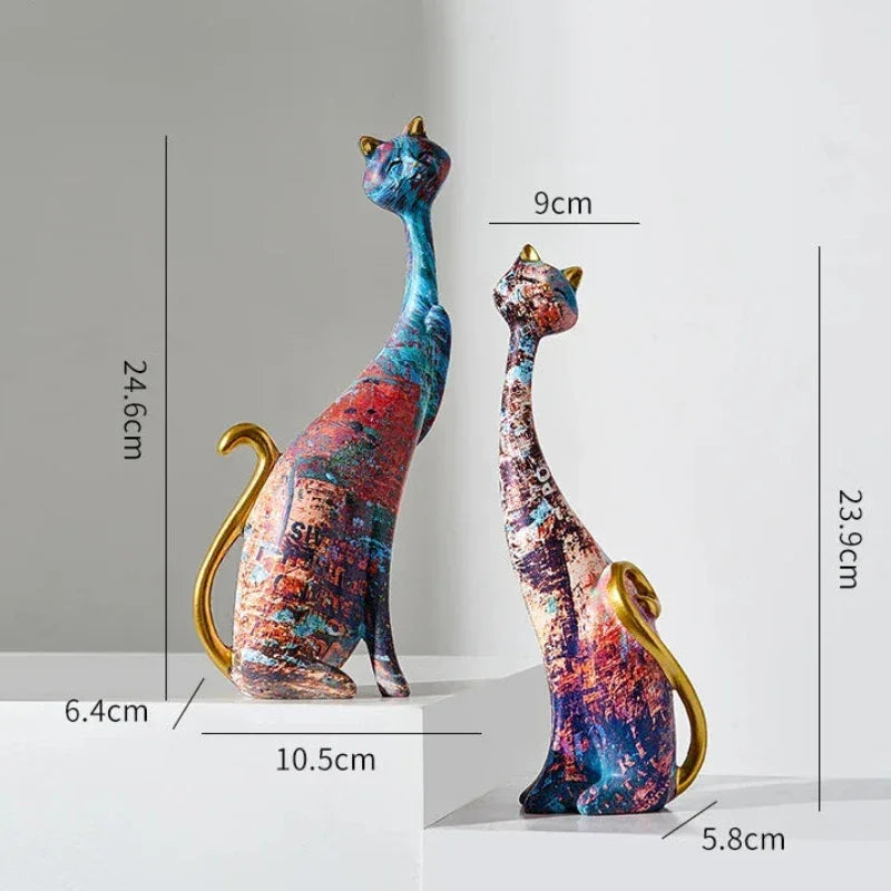 Resin Cat Sculpture in European Style for Elegant Home Décor