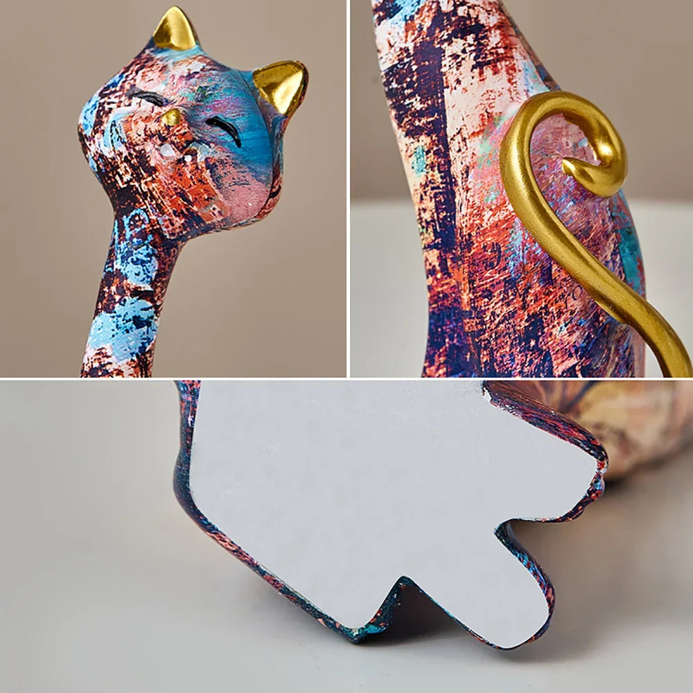 Resin Cat Sculpture in European Style for Elegant Home Décor