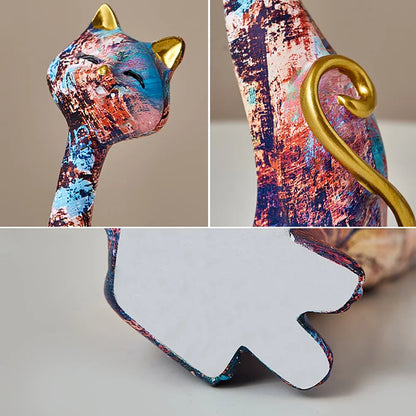 Resin Cat Sculpture in European Style for Elegant Home Décor