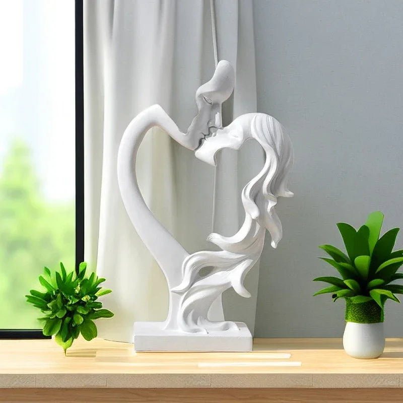 Nordic Resin Sculpture of a Couple Embracing for Monzzi Room Décor