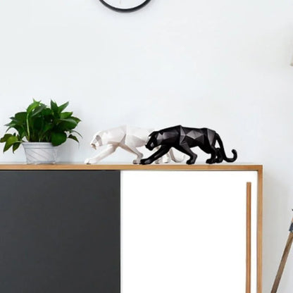 Resin Leopard Statue for Elegant Monzzi Table Decor