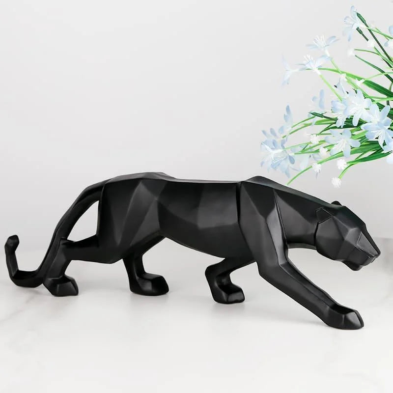 Resin Leopard Figurine for Elegant Monzzi Table Decor