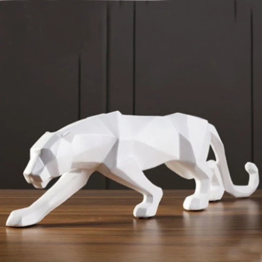 Resin Leopard Figurine for Elegant Monzzi Table Decor