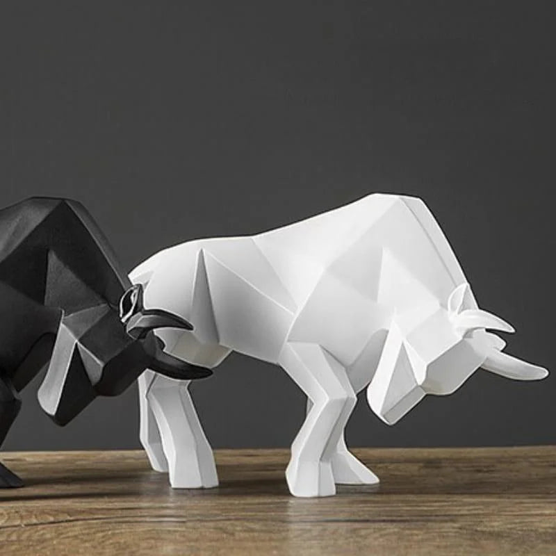 Resin Bull Statue for Monzzi Table Decor
