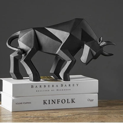 Resin Bull Statue for Monzzi Table Decor
