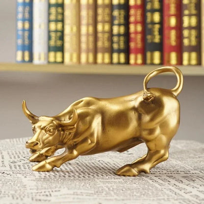 Monzzi Resin Decorative Statue of the Iconic Golden Wall Street Bull