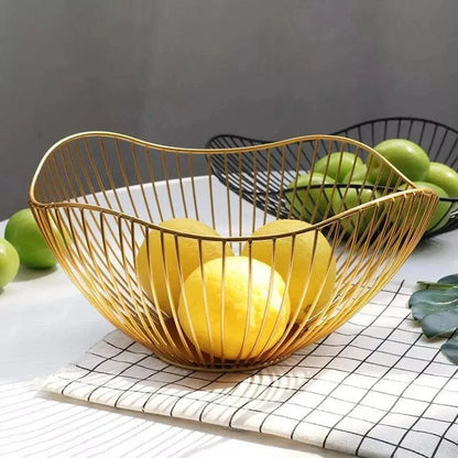 Versatile Decorative Metal Fruit Bowl for Fruit Organization and Home Décor