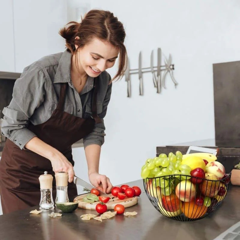 Versatile Decorative Metal Fruit Bowl for Fruit Organization and Home Décor