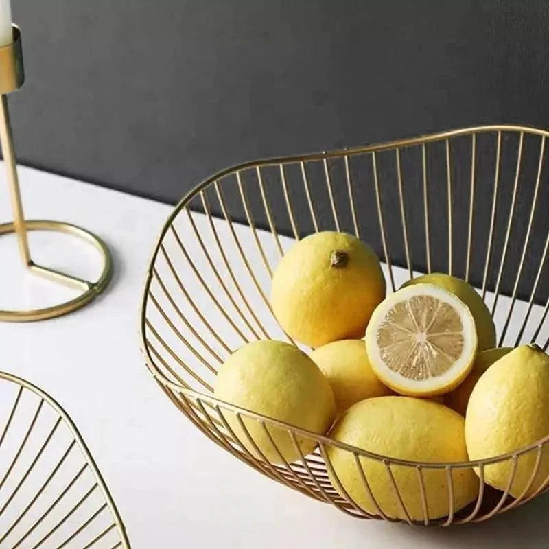 Versatile Decorative Metal Fruit Bowl for Fruit Organization and Home Décor