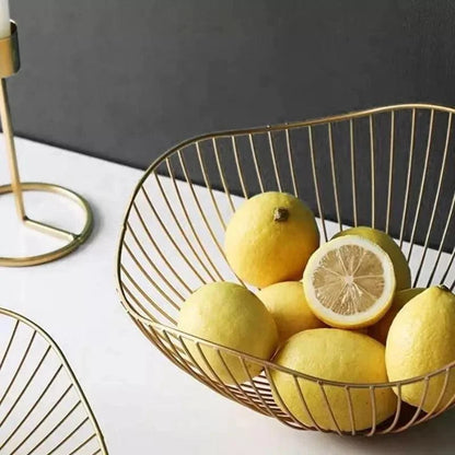 Versatile Decorative Metal Fruit Bowl for Fruit Organization and Home Décor