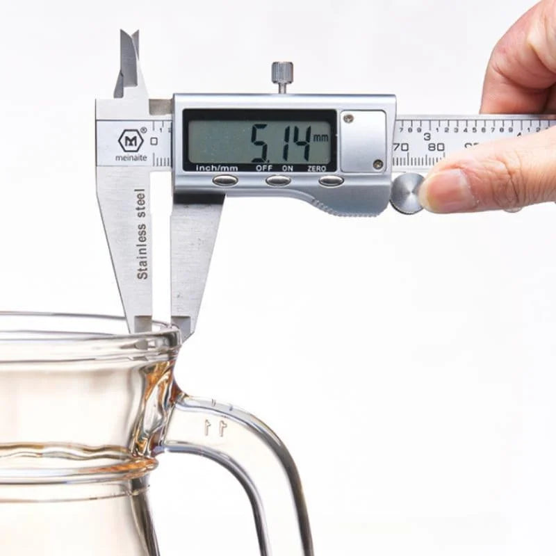 1.8L Borosilicate Glass Pitcher with Lid for Monzzi Drinks