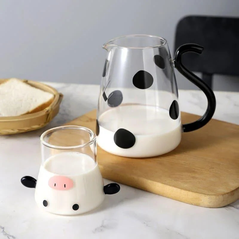 Borosilicate Glass Pitcher with Matching Cow-Themed Cup