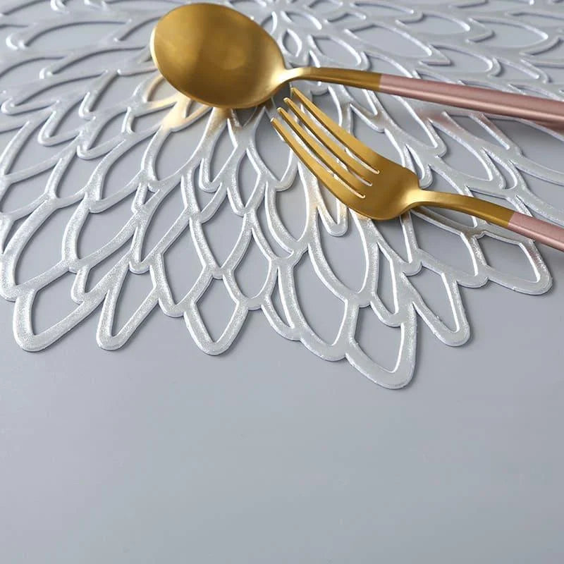 Textured Non-Slip Placemat for Elegant Table Settings