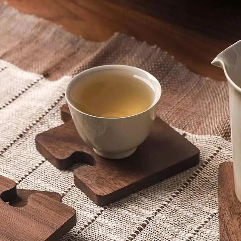 Monzzi Nogueira Wooden Pot Rest and Coaster Set