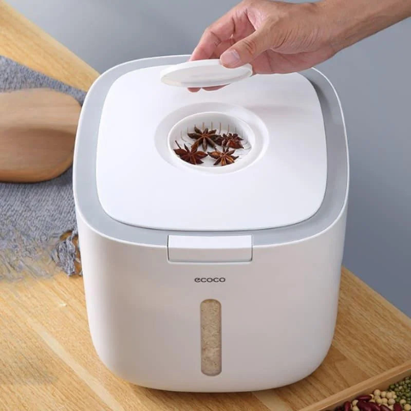 Monzzi Automatic Lid Food Storage Container