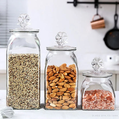 Heart-Lidded Transparent Glass Jar for Coffee and Tea Storage