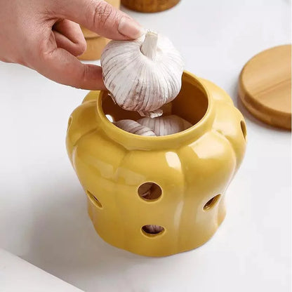 Monzzi Ceramic Storage Pot with Wooden Lid