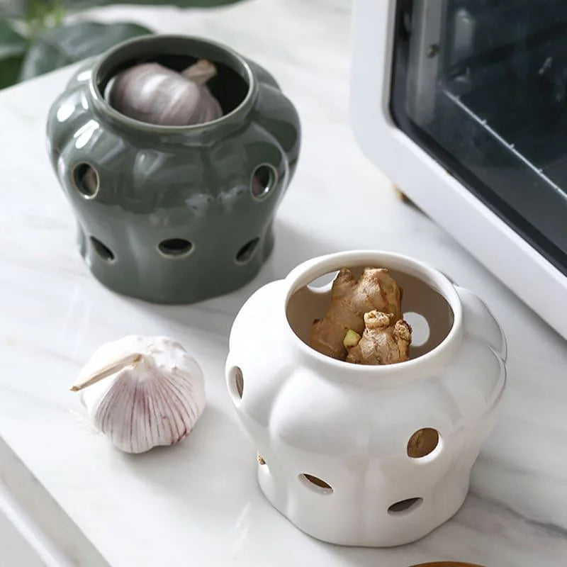 Monzzi Ceramic Storage Pot with Wooden Lid