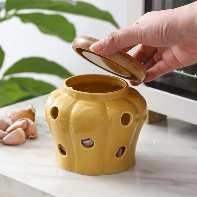 Monzzi Ceramic Storage Pot with Wooden Lid