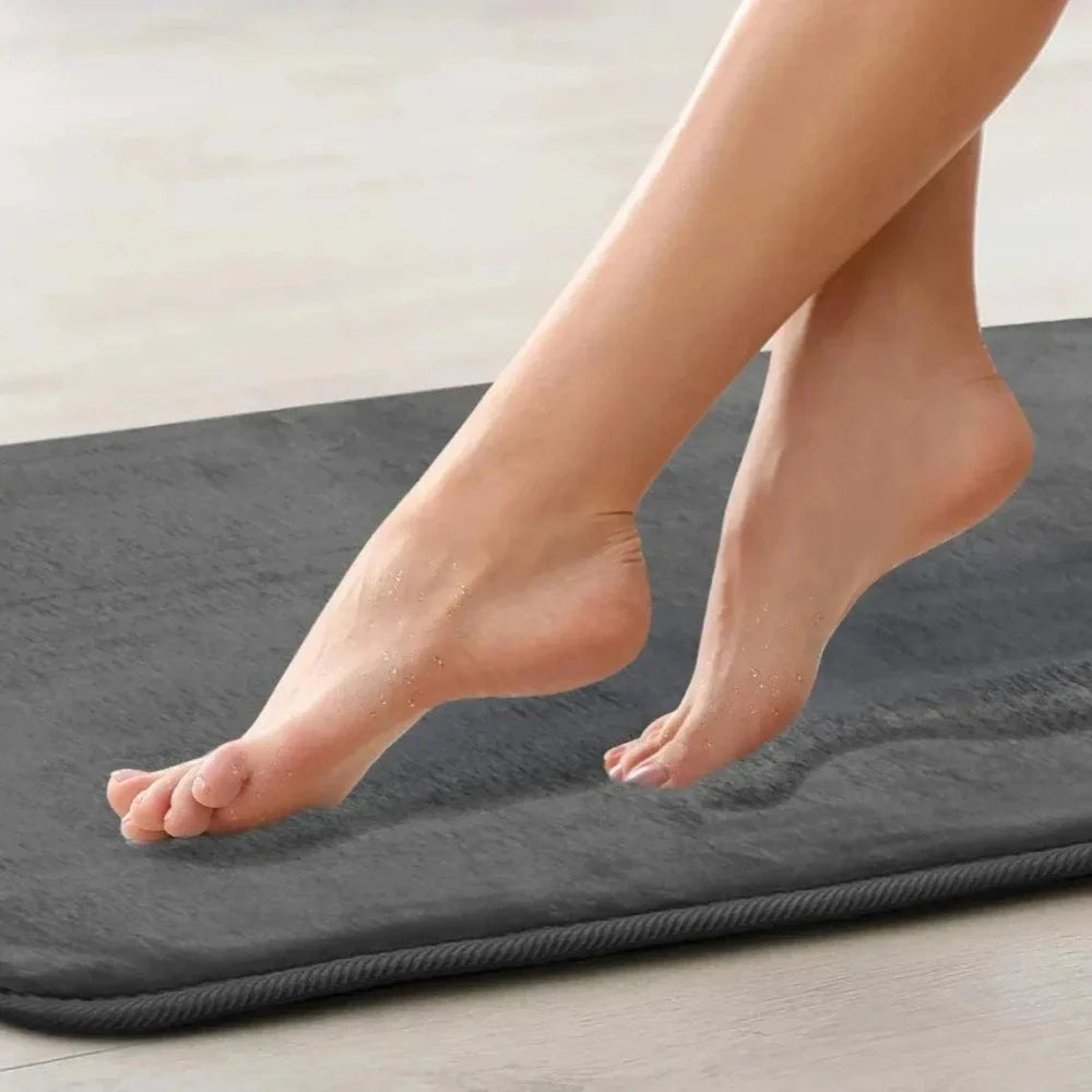 Monzzi Foam-Backed Non-Slip Velvet Bath Mat